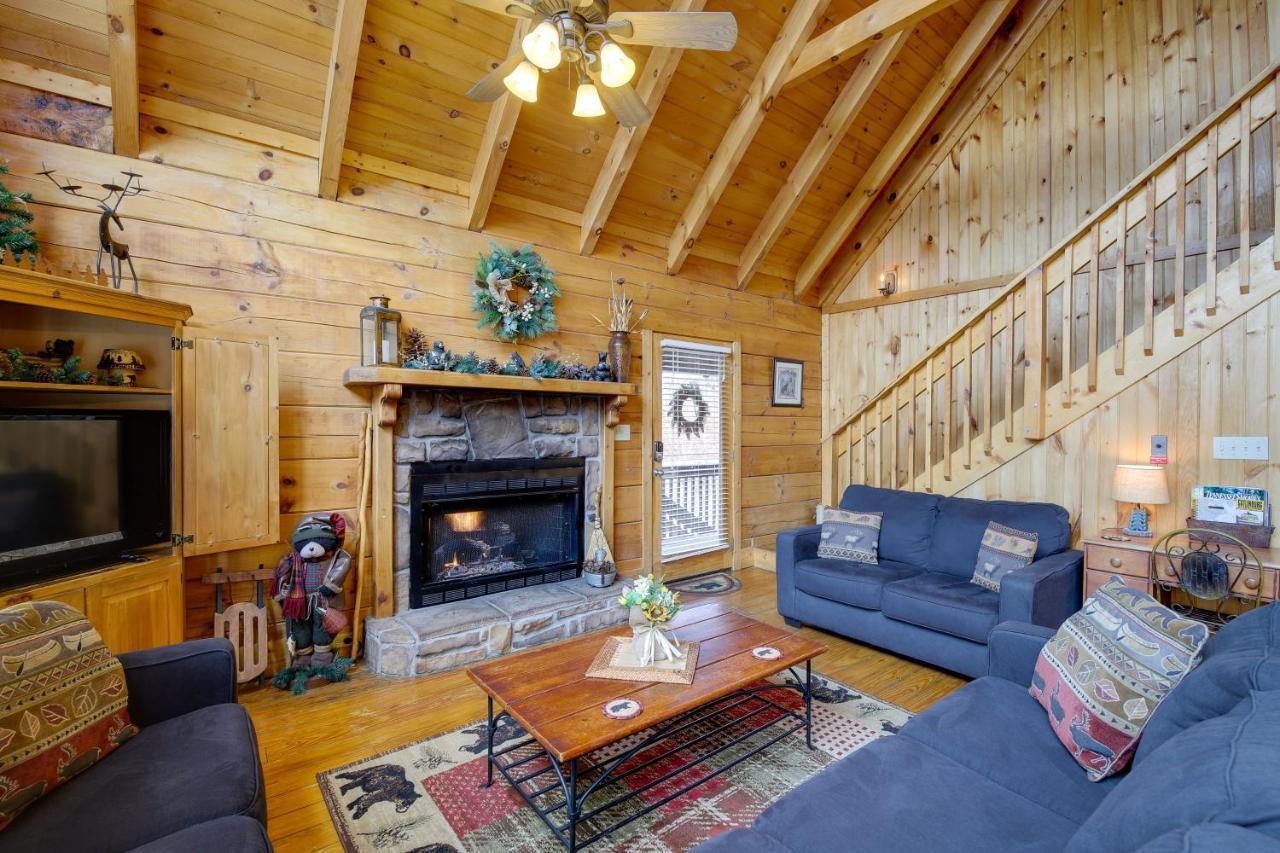 Smoky Mountains Cabin With Hot Tub, Deck And Views! Sevierville Dış mekan fotoğraf