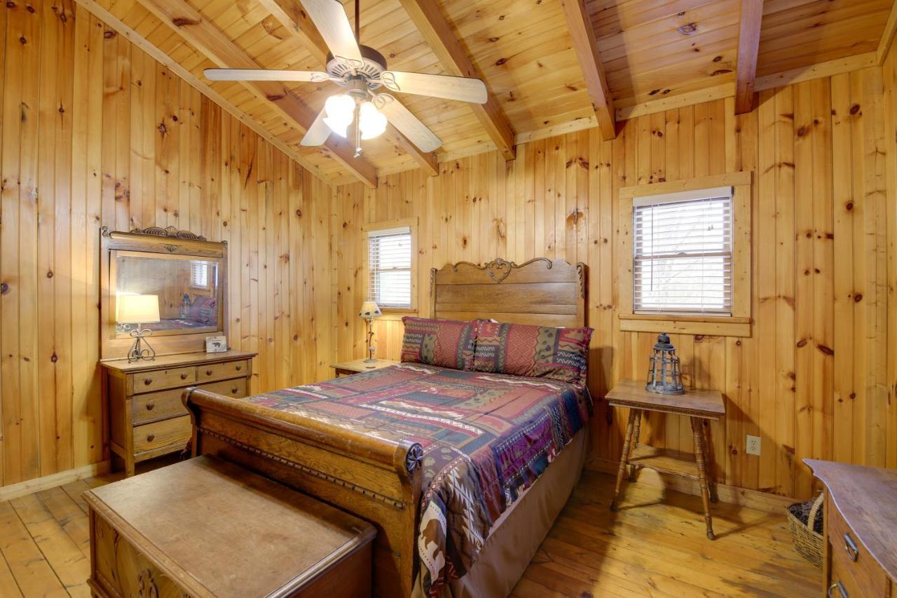 Smoky Mountains Cabin With Hot Tub, Deck And Views! Sevierville Dış mekan fotoğraf