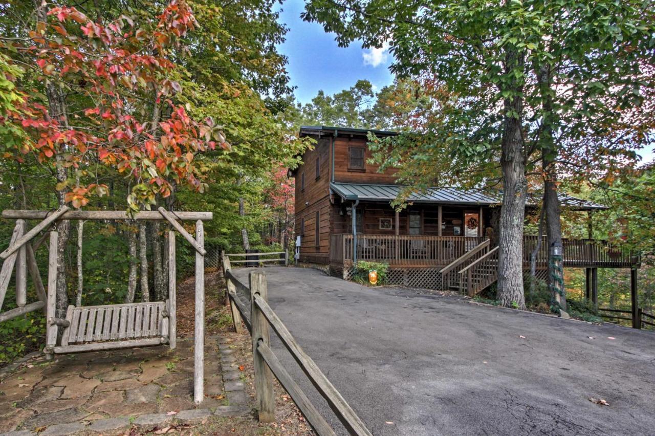 Smoky Mountains Cabin With Hot Tub, Deck And Views! Sevierville Dış mekan fotoğraf